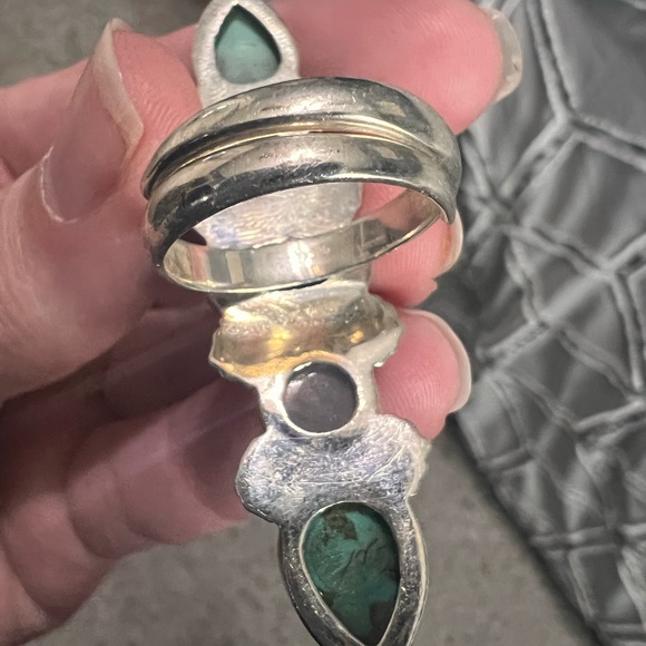 Sterling silver turquoise and chalcedony crawler ring - Picture 5 of 5